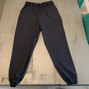 Lululemon stretch high rise jogger full length size 8 color black